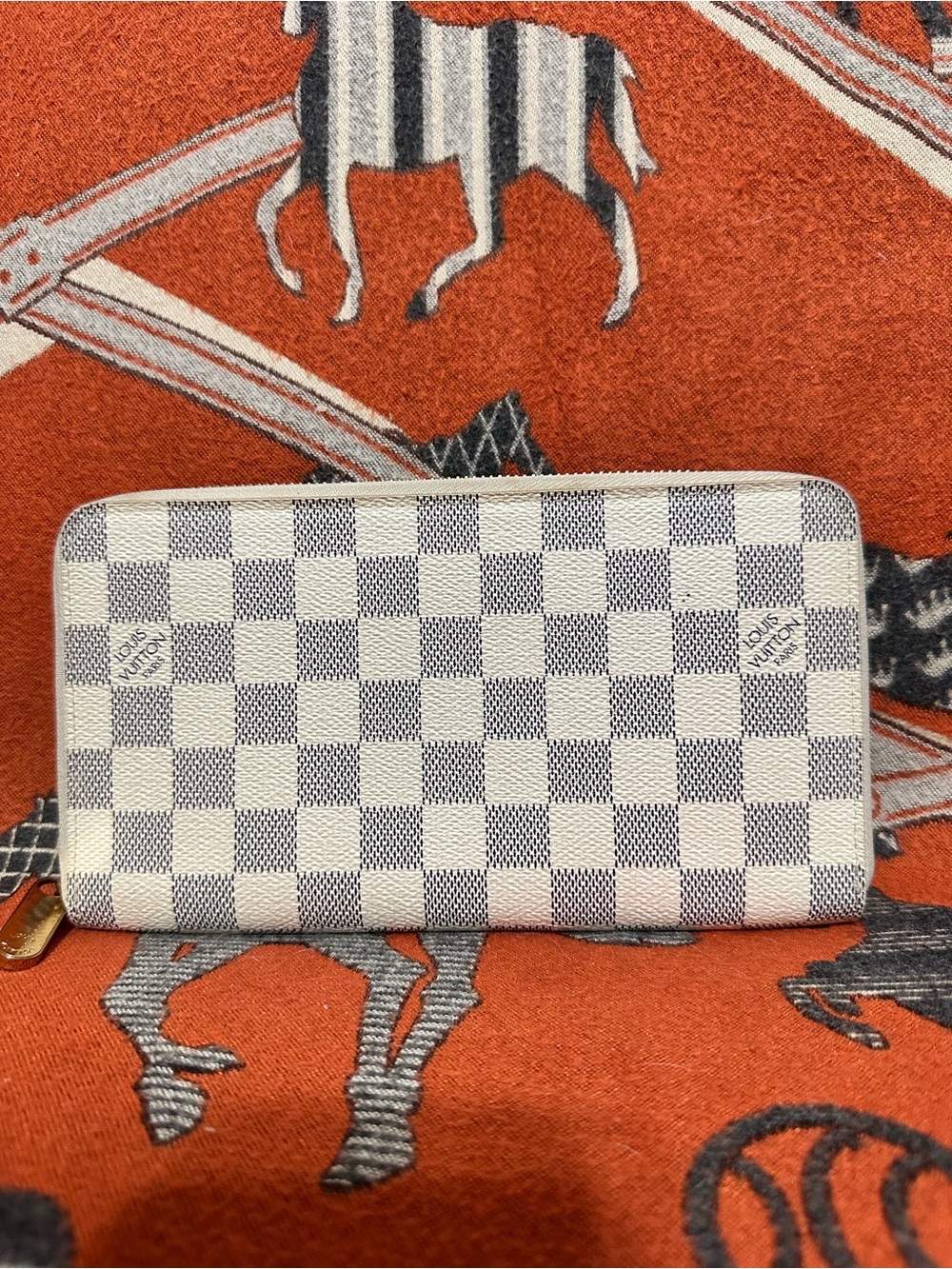 LOUIS VUITTON ❤️🌟VI0037 DAMIER AZUR ZIPPY ORGANIZER WALLET ⭐️